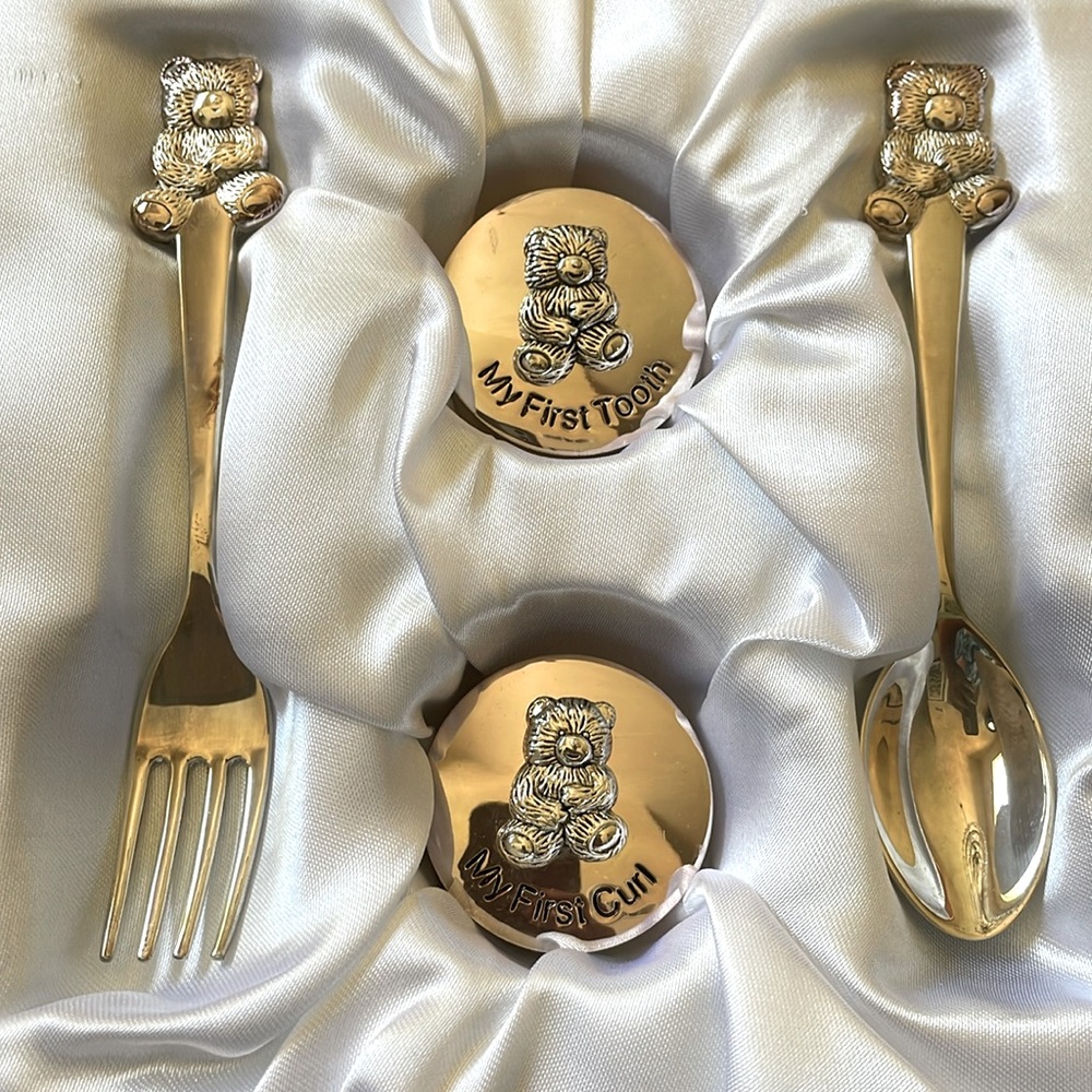 VTG boxed silver plate 4 pc baby gift set Teddy Bear Roth & curl box Spoon Fork